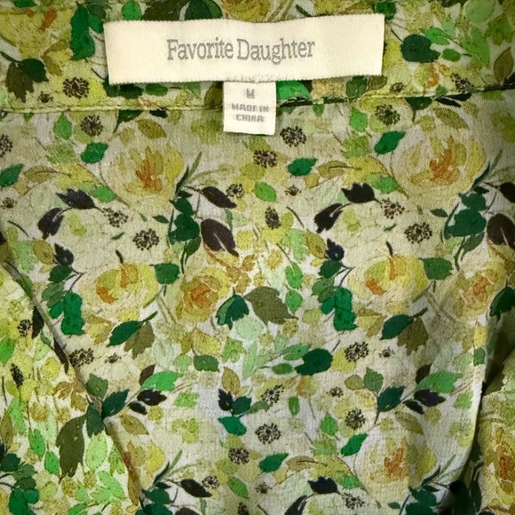 Favorite Daughter The Lover Wrap Top in Green Motif Size Medium - Picture 10 of 12